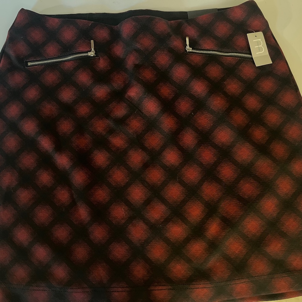 Maurice’s Red and black plaid skirt NWT size 14W